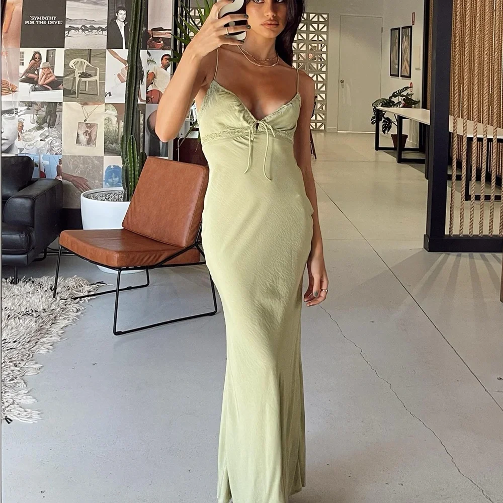 Princess Polly Emily Maxi Dress Green $74 Retail Sold Out - Picture 1 of 14